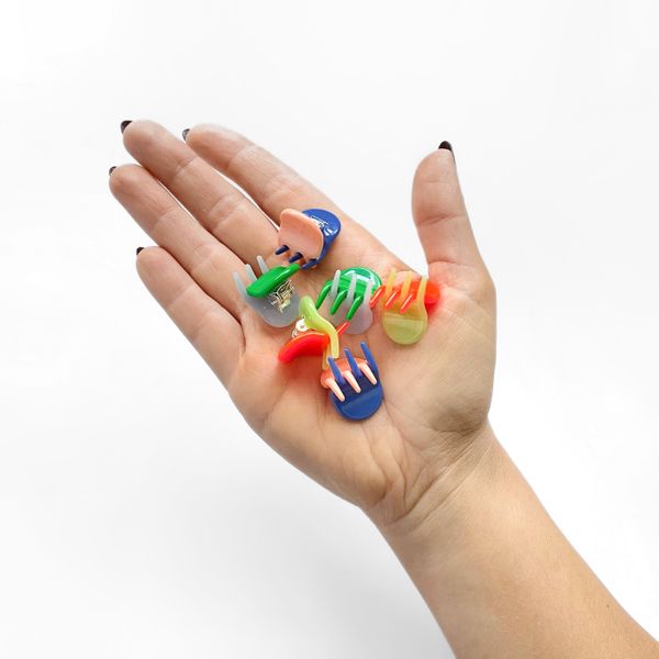 Jester Micro Claws in Play