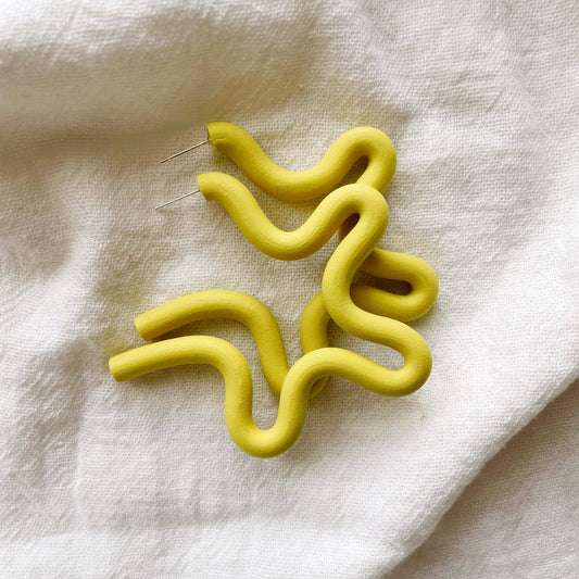 Squiggle Hoops