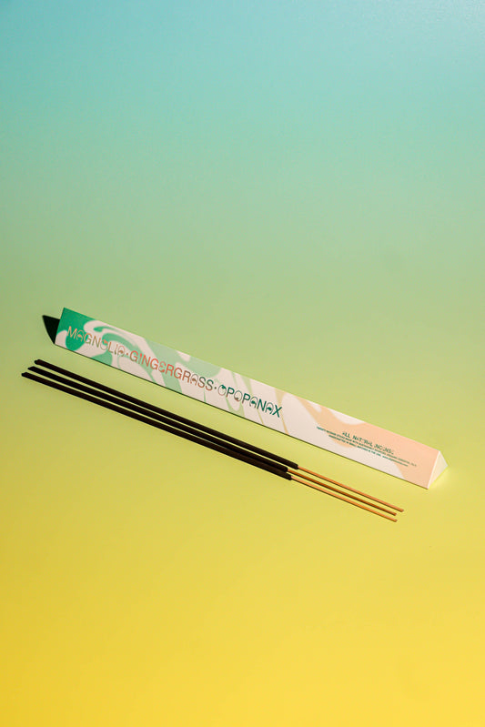 Magnolia & Gingergrass & Opopanax Incense