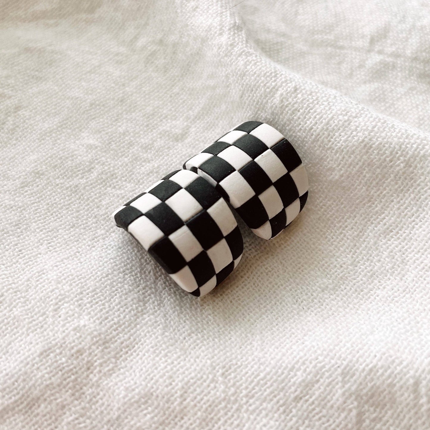 Checkerboard Huggies