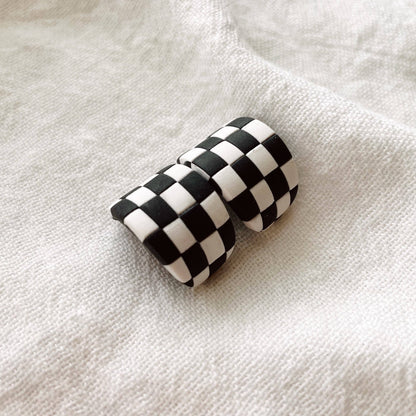 Checkerboard Huggies