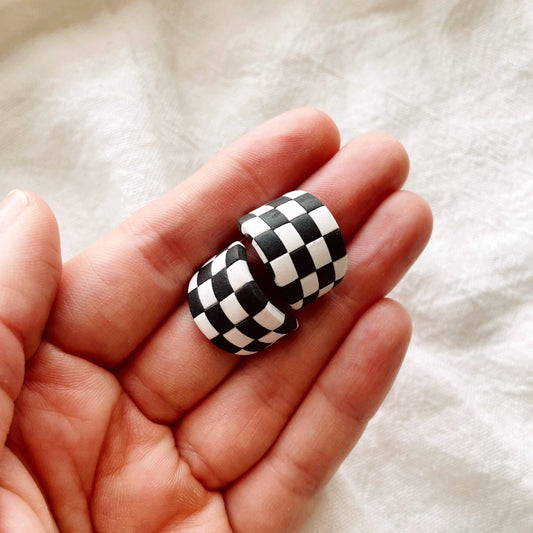 Checkerboard Huggies