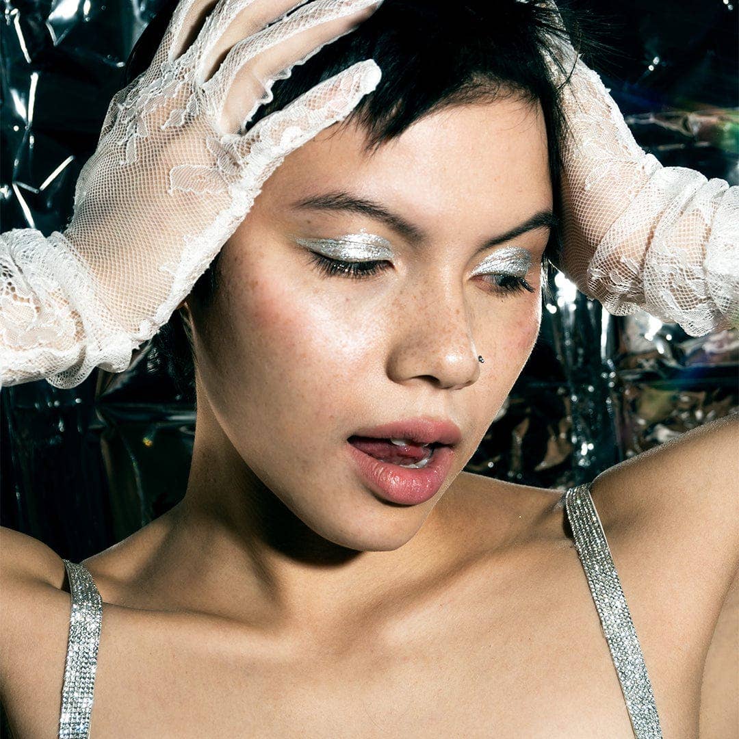 Bounce Silver Liquid Glitter Eyeshadow