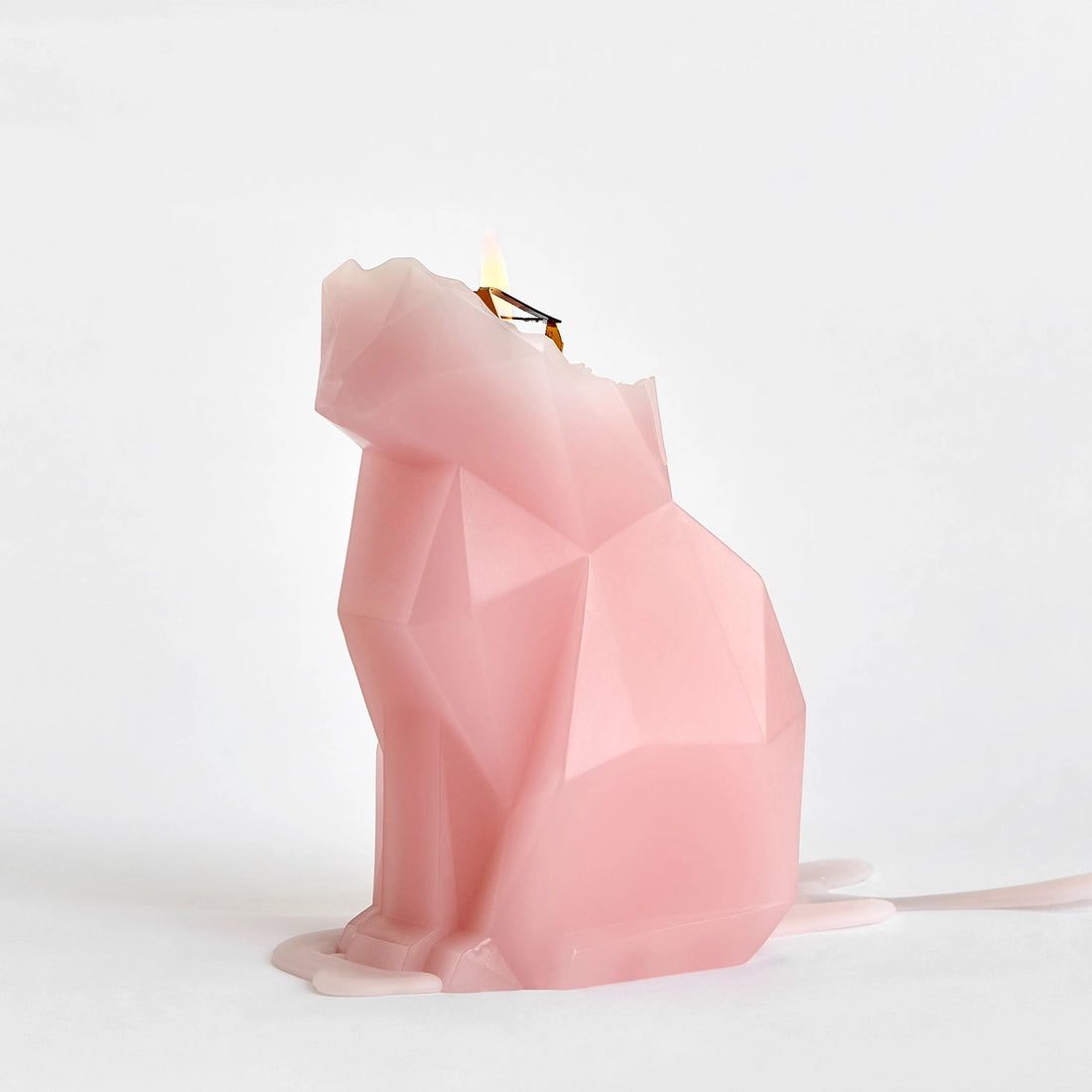 PyroPet Kisa Cat Candle in Light Pink
